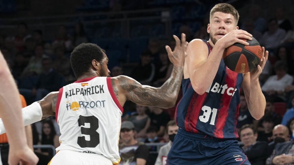 El Baskonia trabaja en la renovación de Rokas Giedraitis