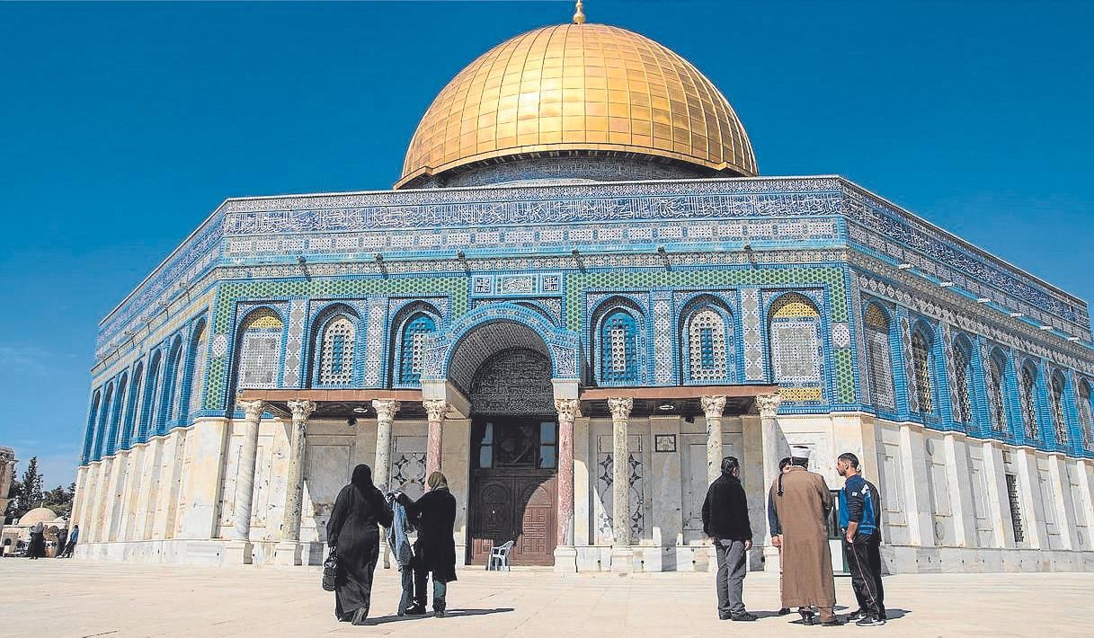 Entrada a uno de sus templos.