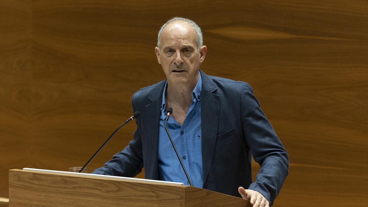 Adolfo Araiz, este jueves en Parlamento de Navarra.