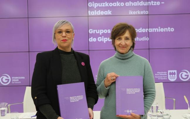 La directora foral de Igualdad, Nerea Isasi, junto a la psicoterapeuta y autora del estudio, Pepa Bojó, este lunes en la presentación de la investigación. La directora foral de Igualdad, Nerea Isasi, junto a la psicoterapeuta y autora del estudio, Pepa Bojó, este lunes en la presentación de la investigación.
