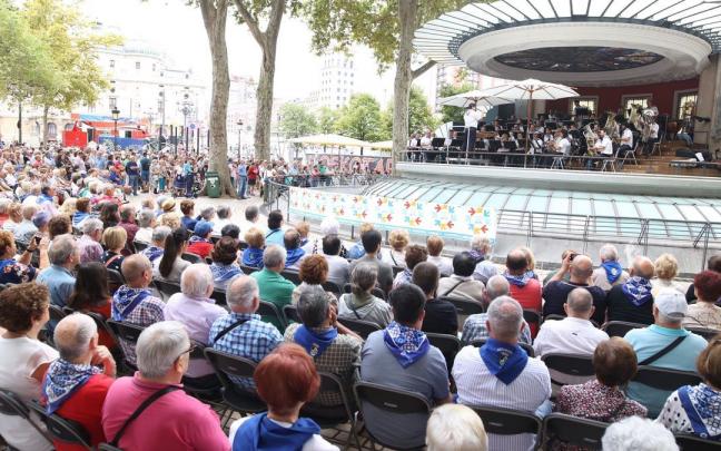M&uacute;sica y ambiente en el D&iacute;a Grande de Aste Nagusia