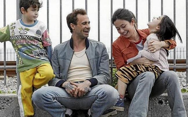 Imágenes de ‘Halloween Ends’, ‘Cerdita’ y ‘Girasoles silvestres’, tres de los estrenos que llegan hoy a la cartelera. | FOTOS: N.G.