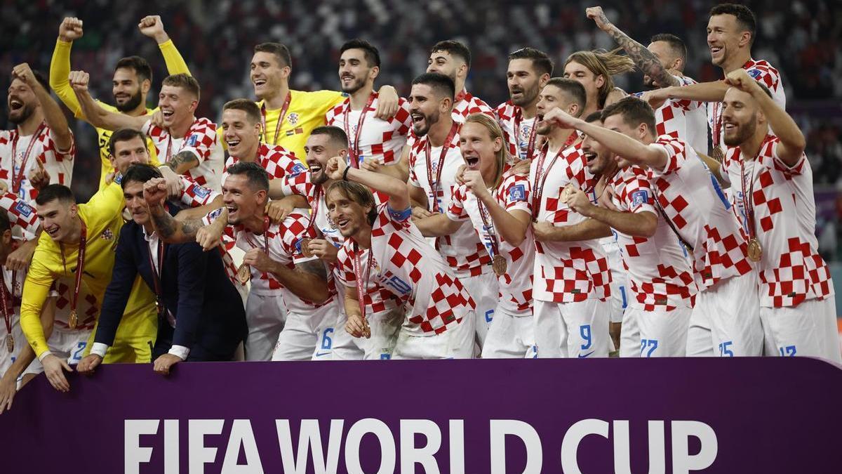 La selección croata celebra su tercer puesto.