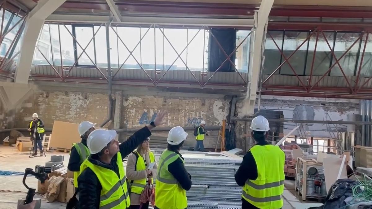 Visita a las obras en el edificio de Pescadería en La Bretxa