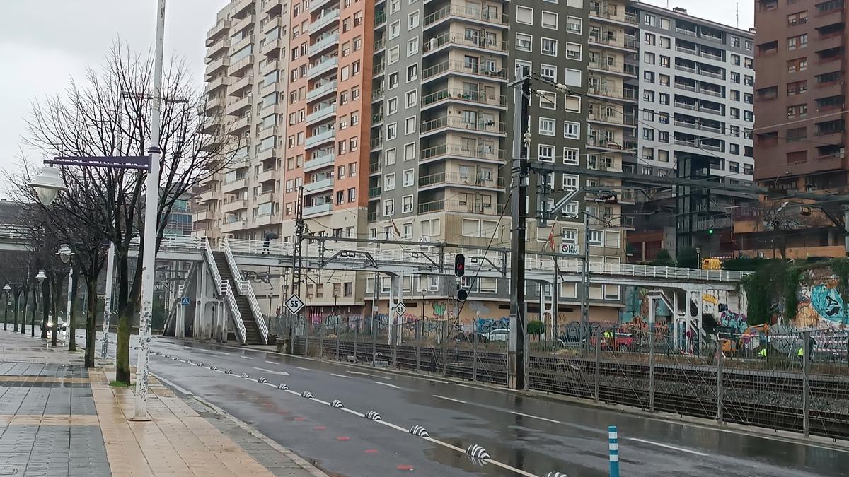 Imagen de archivo del puente que une Murrieta y el paseo Reina Victoria en Santurtzi