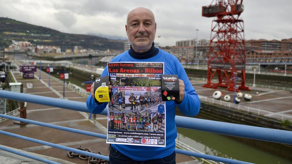 José Antonio Galiana lleva 27 ediciones al frente de la organización de esta célebre prueba deportiva que une Getxo y Bilbao.