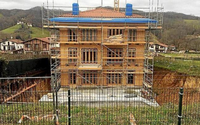 Una de las viviendas, sin apenas consumo energ&eacute;tico, que se adjudicar&aacute;. | FOTO: CEDIDA