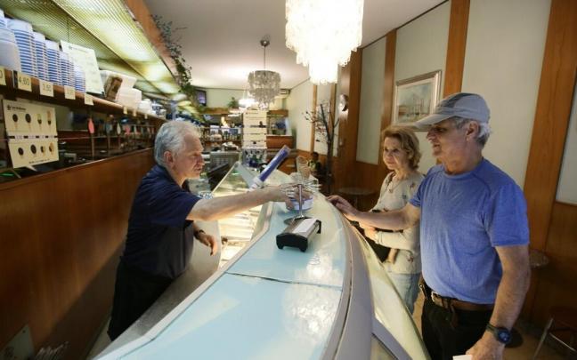Helader&iacute;a y cafer&iacute;a Los Italianos, de la calle Aldamar, que cerrar&aacute; sus puertas a finales de noviembre.