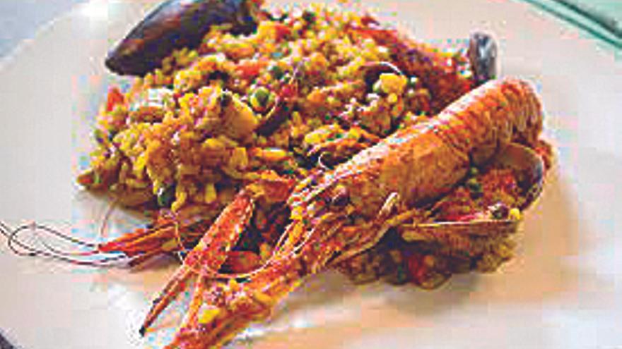 Restaurante Can Mario’s. Restaurante modesto que se centra en los platos marineros y los arroces, como la paella. C/ de la Indústria, 164.