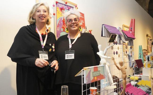 Las alavesas y organizadoras Marta y Anuska en Mazoka.