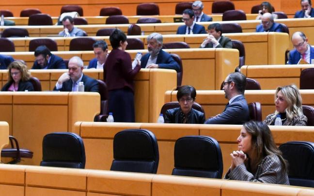 La ministra de Igualdad, Irene Montero, sola en los escaños del Gobierno en el debate para aprobar la reforma del aborto y la ley trans.