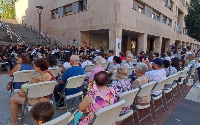 Laboral Kutxa DEIA Hemendik Sariak, valiosas caras para una comarca