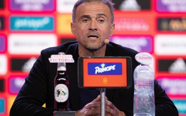 Luis Enrique anuncia en una rueda de prensa los jugadores seleccionados para el Mundial de Qatar, Luis Enrique anuncia en una rueda de prensa los jugadores seleccionados para el Mundial de Qatar,