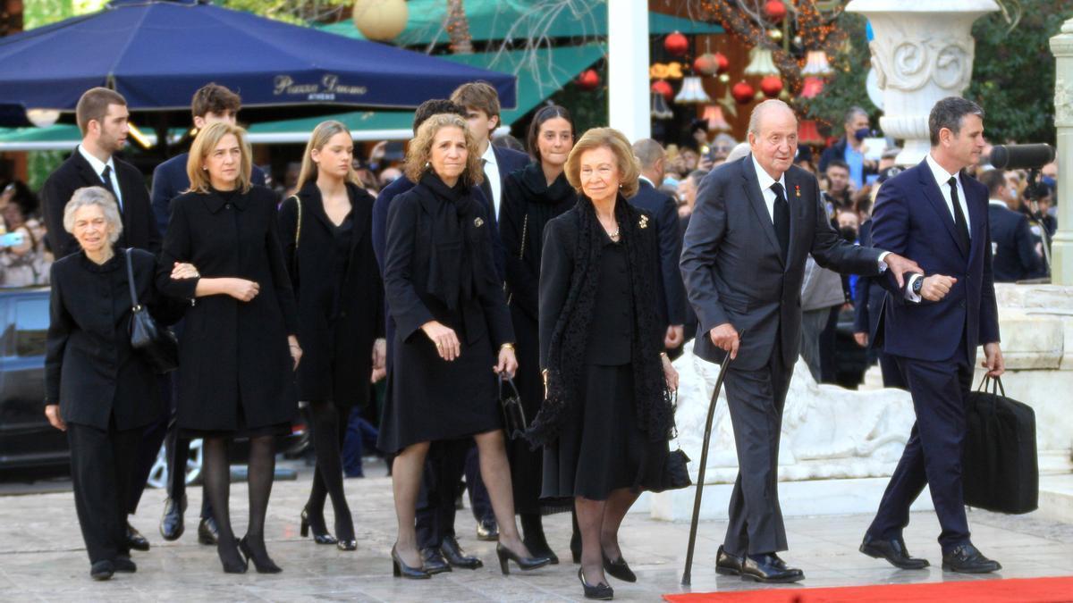 El funeral de Constantino de Grecia en Atenas reúne a la familia real española
