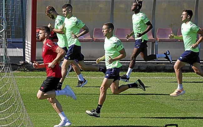 Los titulares ante el Espanyol realizaron la habitual sesi&oacute;n de recuperaci&oacute;n.