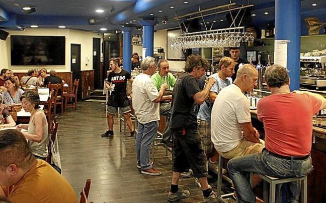 El restaurante El 7, uno de los grandes clásicos de ‘Kutxi’, se encuentra ya “a tope” para los días grandes del ciclo festivo.