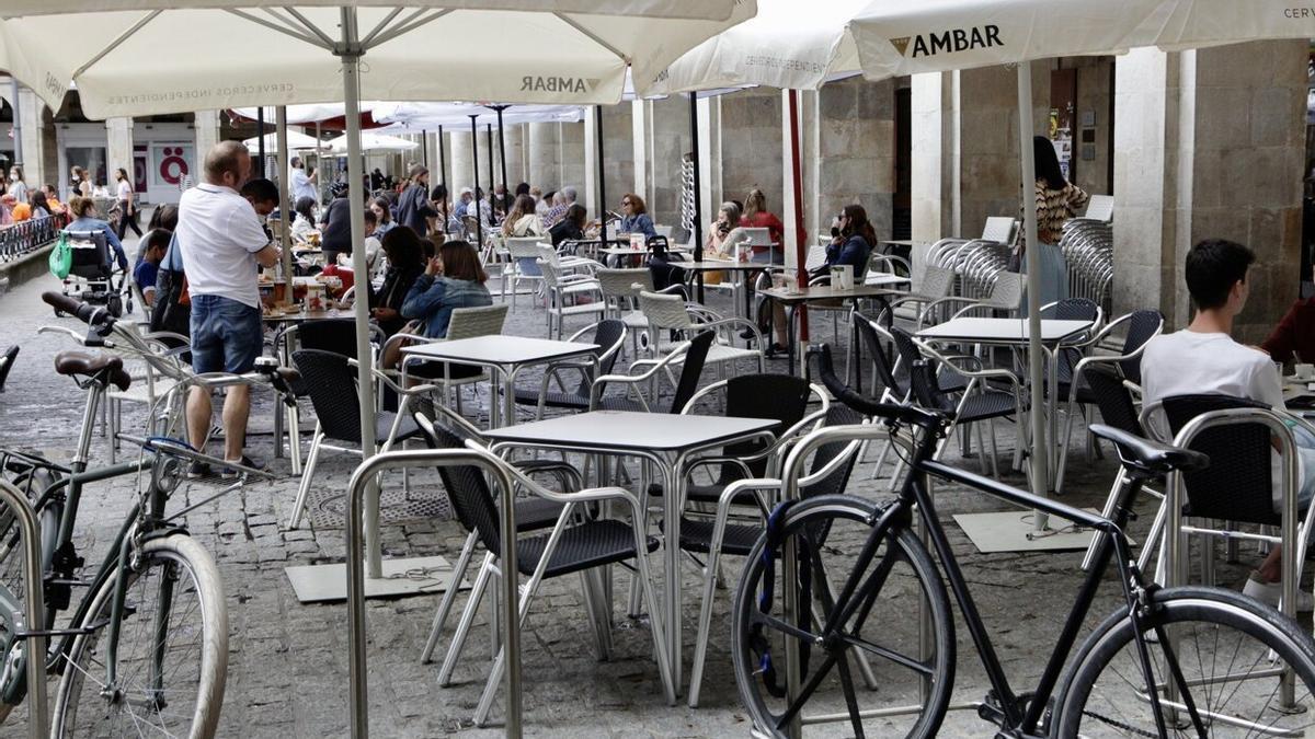 Terrazas en la Plaza Nueva