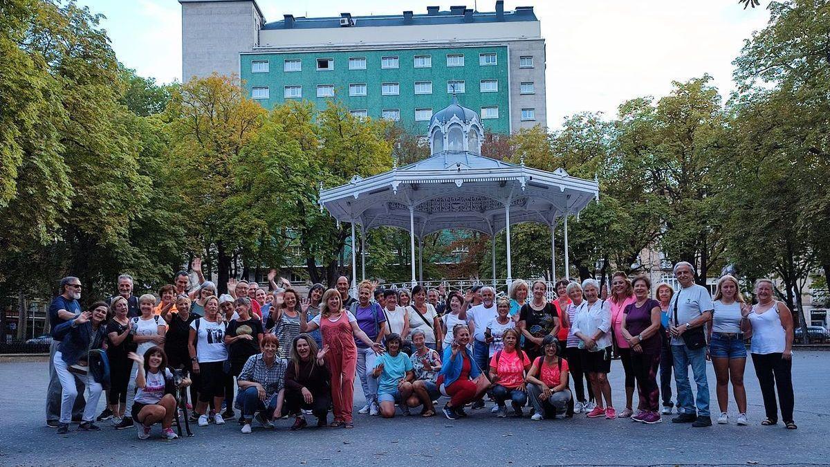 Primera salida de 'los 10.000 pasos' en Vitoria tras el parón del verano.