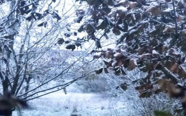 Espectacular imagen de nieve subida a redes sociales por @herrekagorri