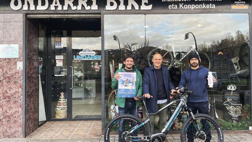 Alex Palacios, Iñaki Totorikaguena y Aitor Undarri.