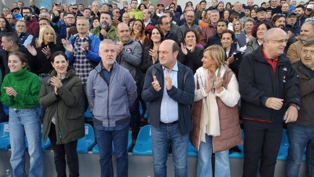 El lehendakari, Iligo Urkullu, y el presidente del EBB del PNV, Andoni Ortuzar durante el Alderdi Eguna.