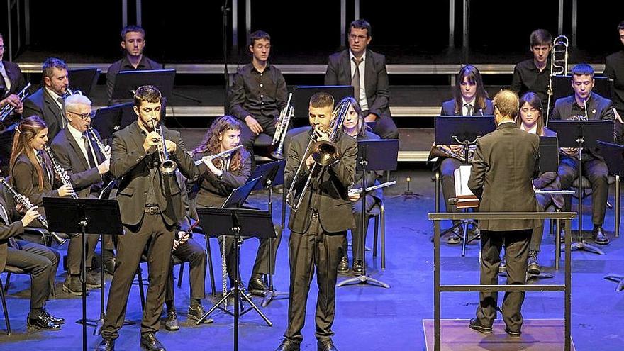Los solistas Andoni Goldarecena (trombón) y Rubén García (trompeta).
