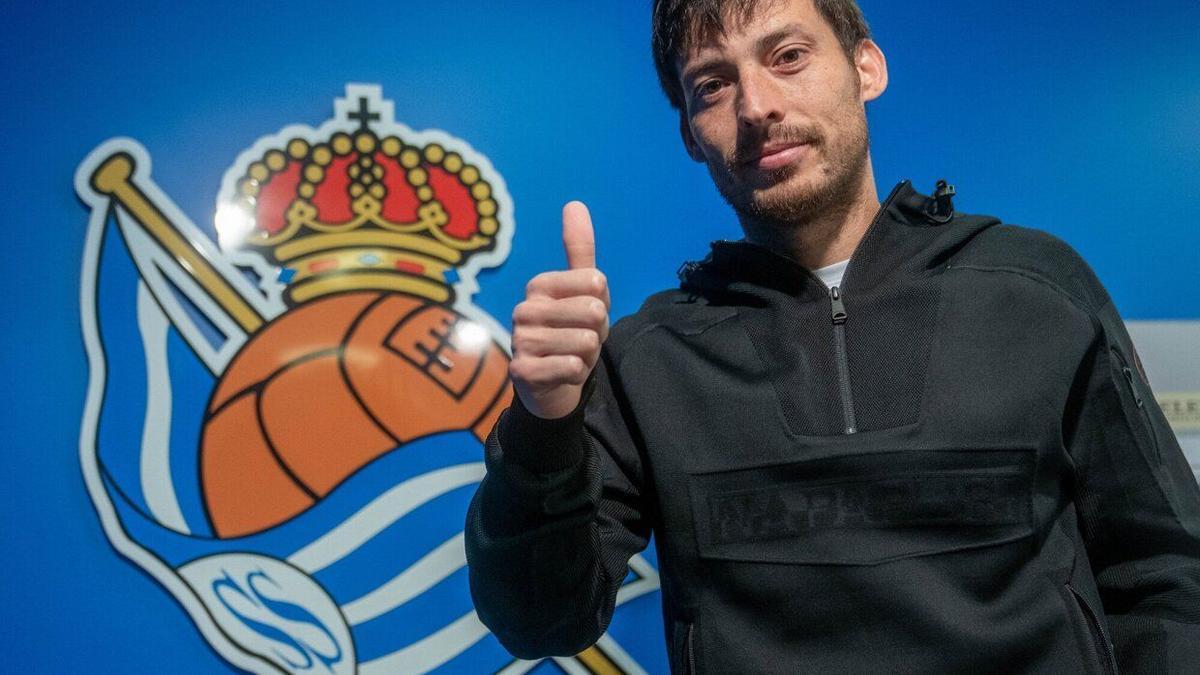 David Silva, en una comparecencia con la Real Sociedad.