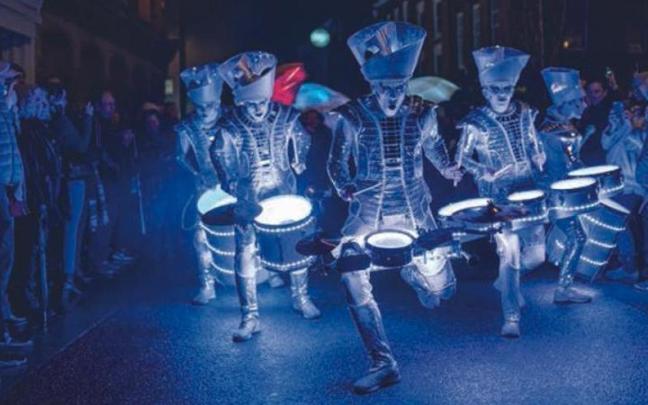 En imágenes: Las 22 obras del Umbra Light Festival 2023 en Vitoria En imágenes: Las 22 obras del Umbra Light Festival 2023 en Vitoria