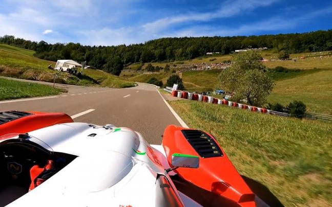 Deia sube al coche de Joseba Iraola