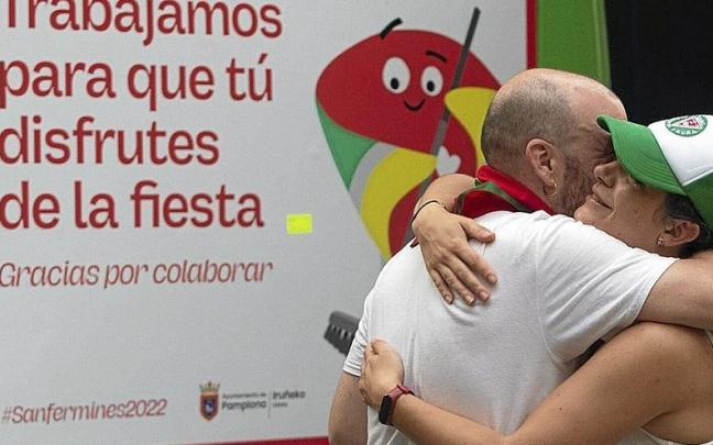 La ciudad de Pamplona se despide de los Sanfermines con nostalgia y pena. | FOTO: PATXI CASCANTE