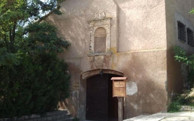 En junio de 2015, el juzgado decretó la ejecución provisional de la sentencia requiriendo el traslado inmediato y efectivo de los 44 bienes pertenecientes al Monasterio de Sijena. En junio de 2015, el juzgado decretó la ejecución provisional de la sentencia requiriendo el traslado inmediato y efectivo de los 44 bienes pertenecientes al Monasterio de Sijena.
