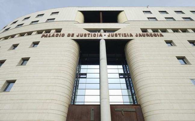 Fachada del Palacio de Justicia de Navarra.