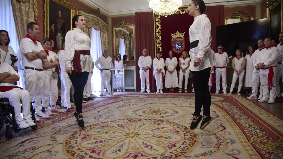 Acto de Hermanamiento con Baiona en el edficio consistorial estos Sanfermines.