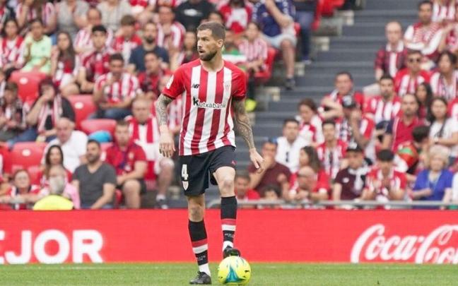 I&ntilde;igo Mart&iacute;nez durante un partido con el Athletic en la pasada temporada
