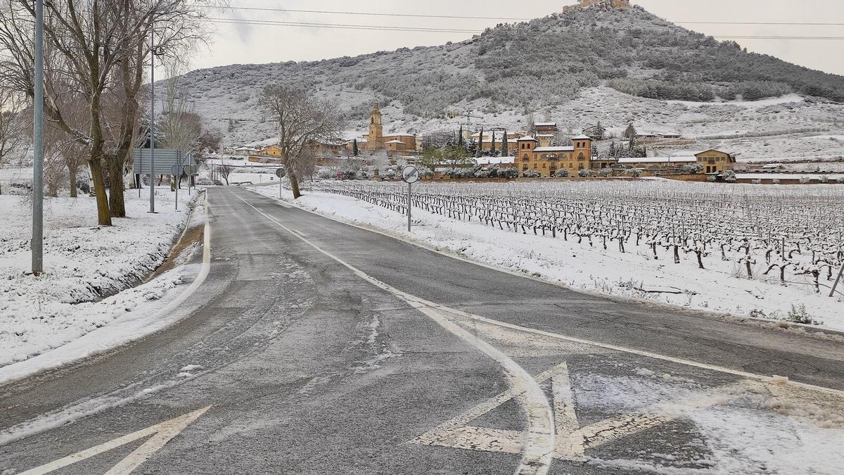 Estado de la carretera a Villamayor de Monjardín.