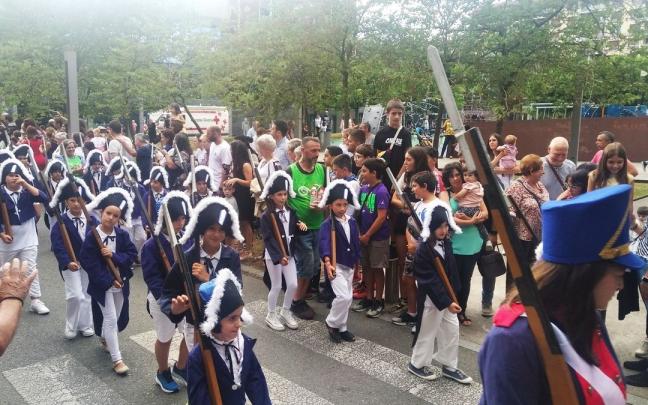 La tamborrada infantil regresa a Amorebieta con 300 participantes