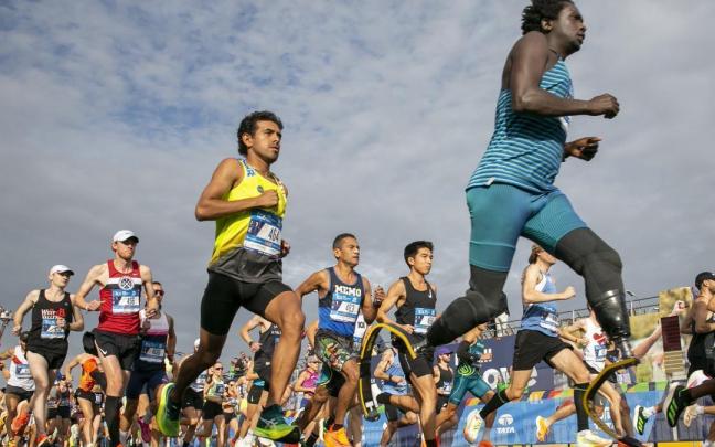 Un grupo de corredores en el maratón de Nueva York.