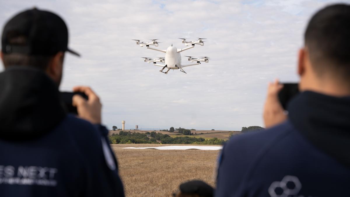 Vuelo en zona urbana del aerotaxi de Umiles Next con tecnología de Tecnalia