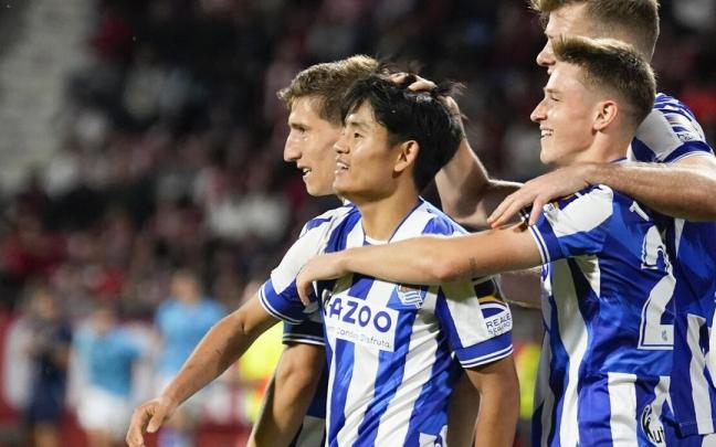 Algunos de los jugadores realistas celebran un gol Algunos de los jugadores realistas celebran un gol