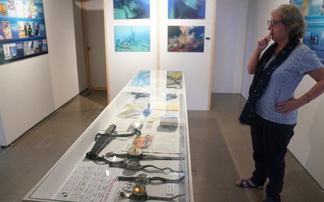 Ana Benito presenta la exposición "Inmersión: Viaje submarino" Ana Benito presenta la exposición "Inmersión: Viaje submarino"