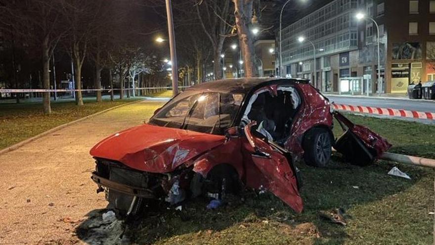 Así ha quedado uno de los coches implicados en el accidente en Portal de Foronda
