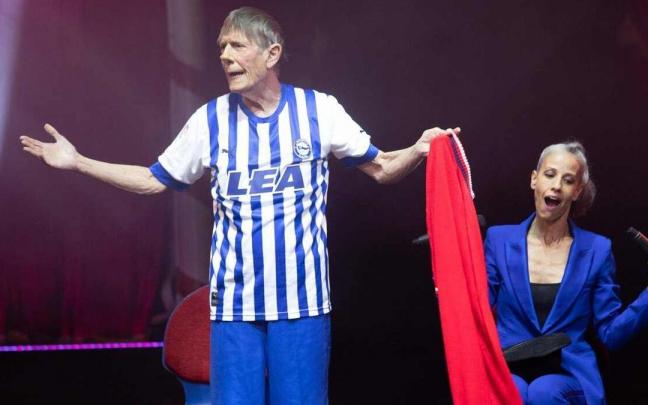 Fofito en Vitoria con 'Viva el circo' Fofito en Vitoria con 'Viva el circo'