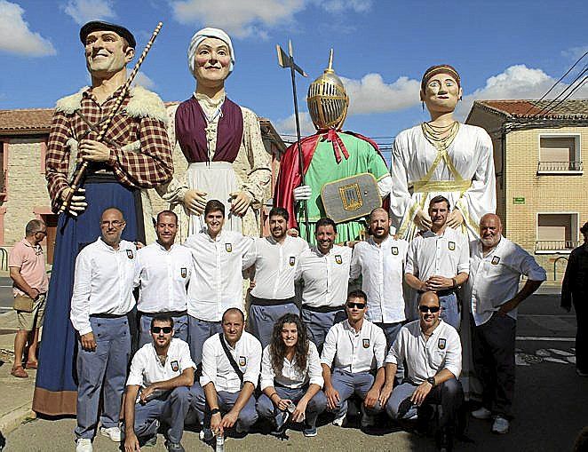Comparsa de Tres Montes de Cabanillas.