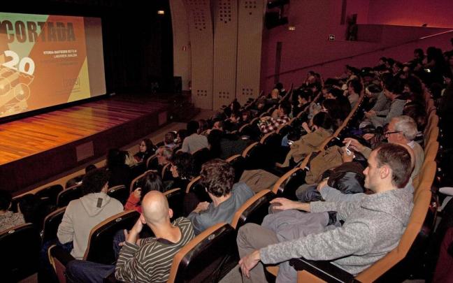 Una sesi&oacute;n del festival de cortometrajes.