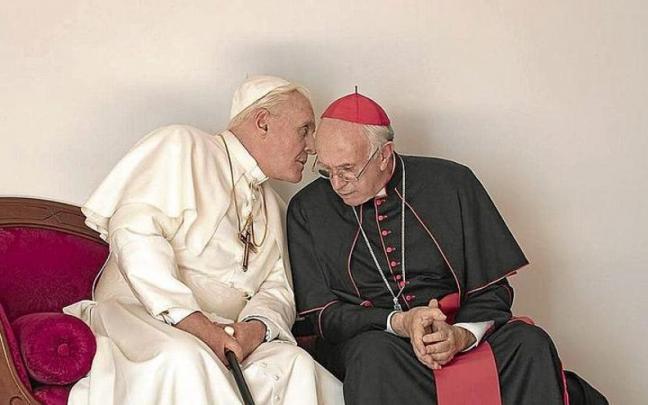 Anthony Hopkins y Jonathan Pryce, en ‘Los dos papas’.
