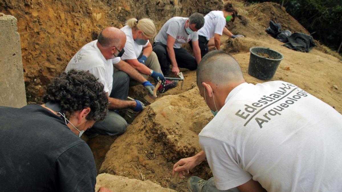 Edestiaurre lleva años analizando la estructura que trató de proteger Bilbao durante la Guerra Civil.