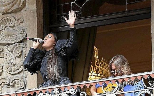 María José Llergo y Paco Soto en el ciclo Flamenco en los Balcones.