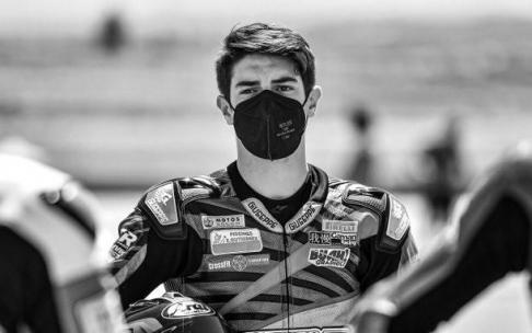 Dean Berta Viñales ha fallecido tras un grave accidente en el circuito de Jerez-Ángel Nieto. Dean Berta Viñales ha fallecido tras un grave accidente en el circuito de Jerez-Ángel Nieto.