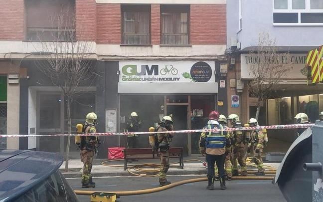 Incendio en un comercio de Domingo Beltrán
