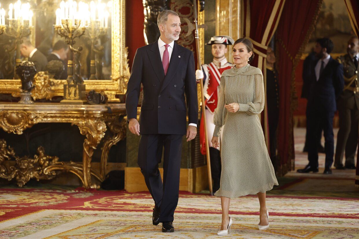 Felipe VI y la reina Letizia, en el Palacio Real en la recepción ofrecida este miércoles.